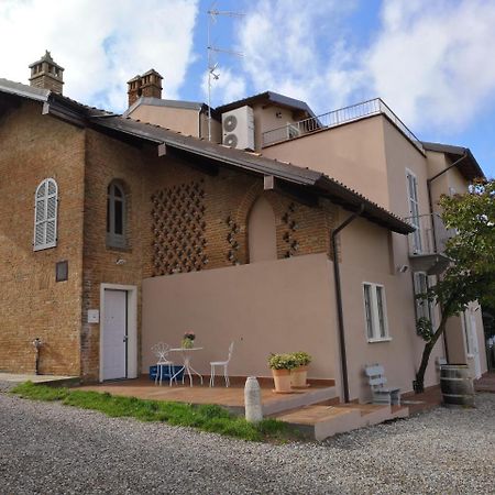 700Enolocanda Santa Giuletta Exterior foto